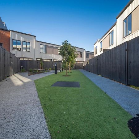 Modern Townhouse Close To City With Full Kitchen - Ellerslie Auckland Eksteriør billede