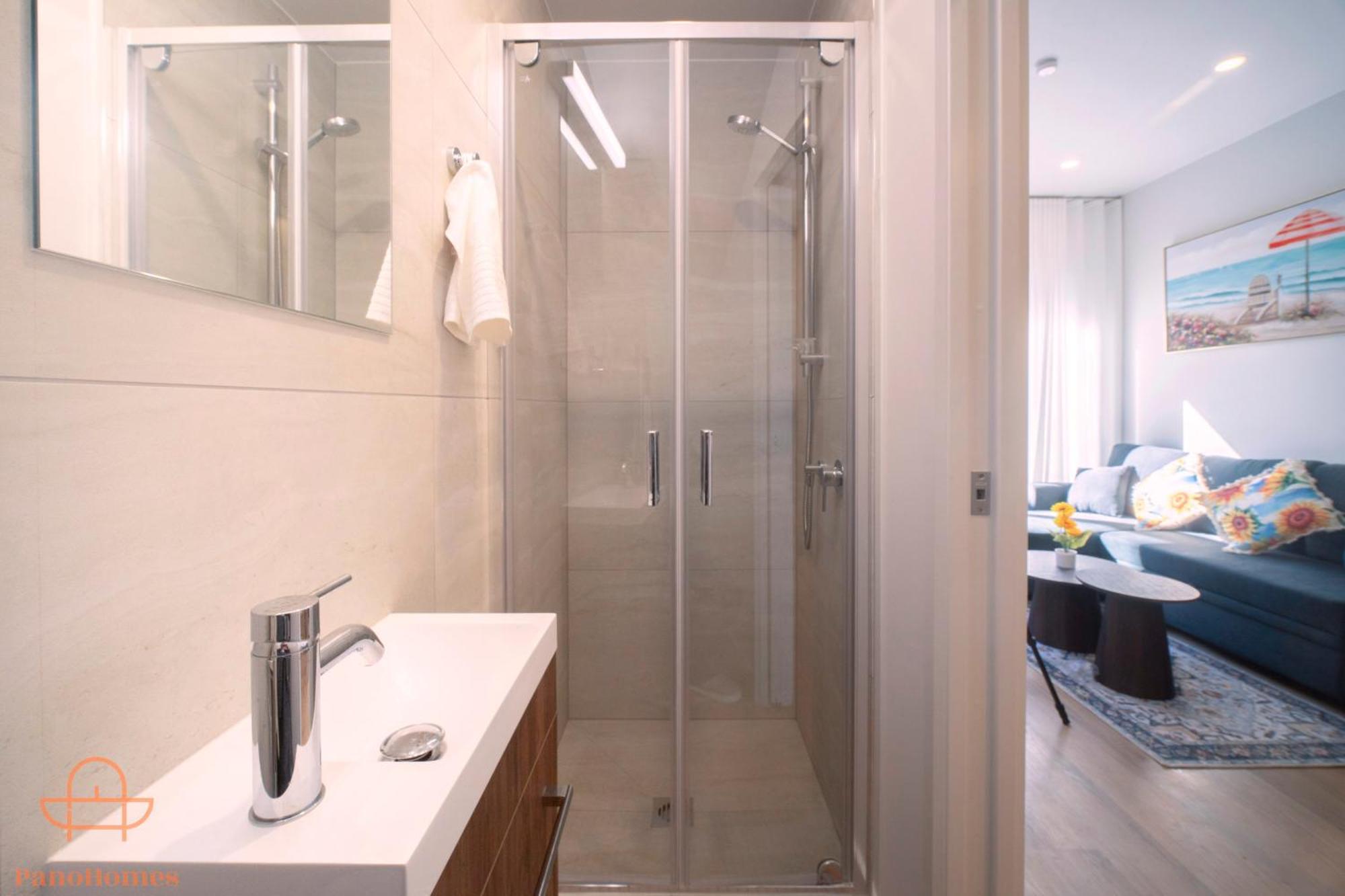 Modern Townhouse Close To City With Full Kitchen - Ellerslie Auckland Eksteriør billede