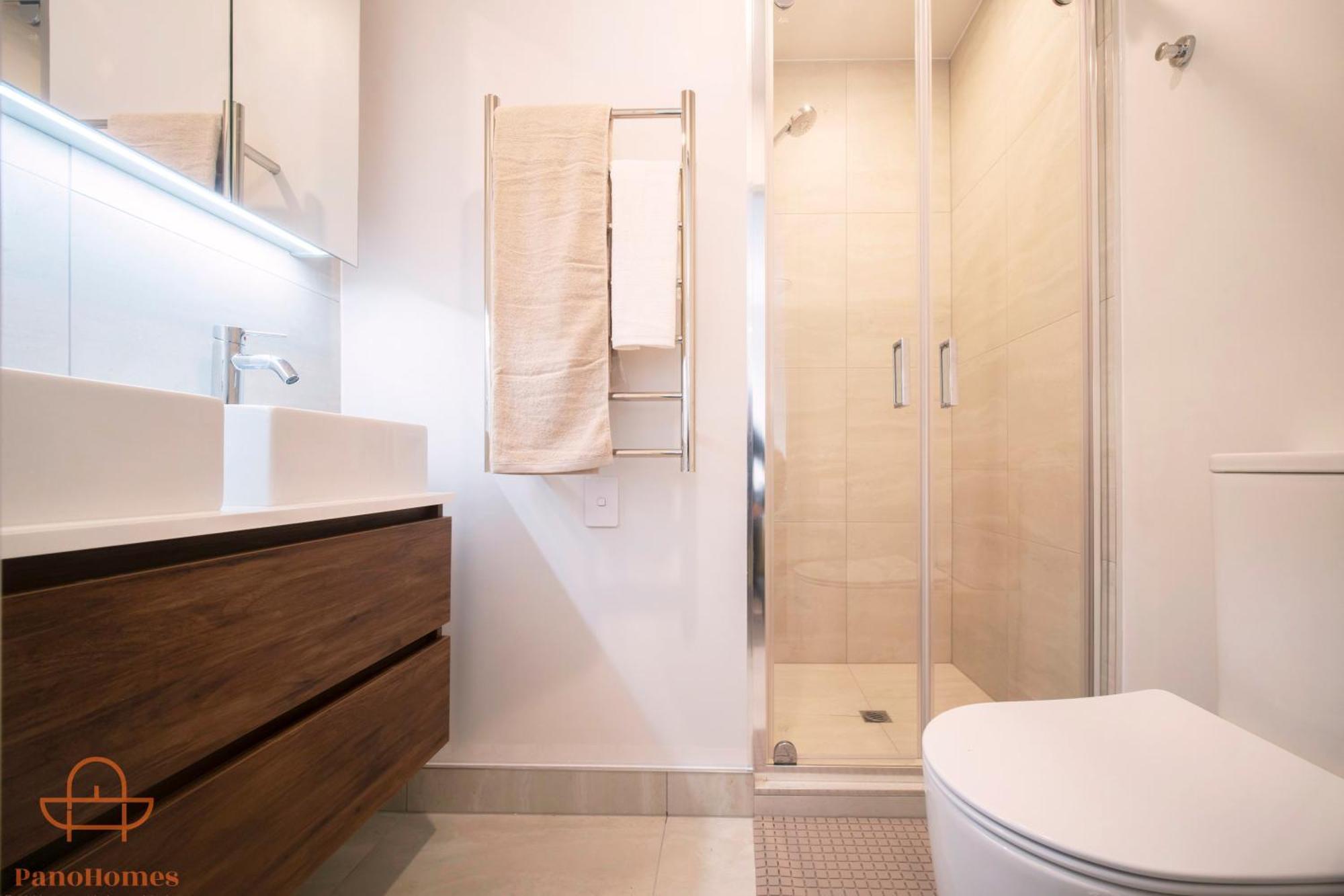 Modern Townhouse Close To City With Full Kitchen - Ellerslie Auckland Eksteriør billede